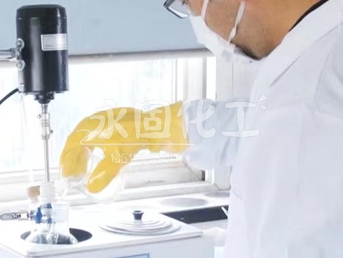 白乳胶生产工艺流程及应用领域解析